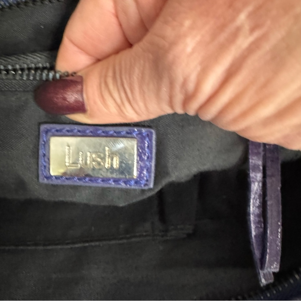 Lush Women's Purple Two Way Shoulder Bag With Card Holder - Picture 15 of 17